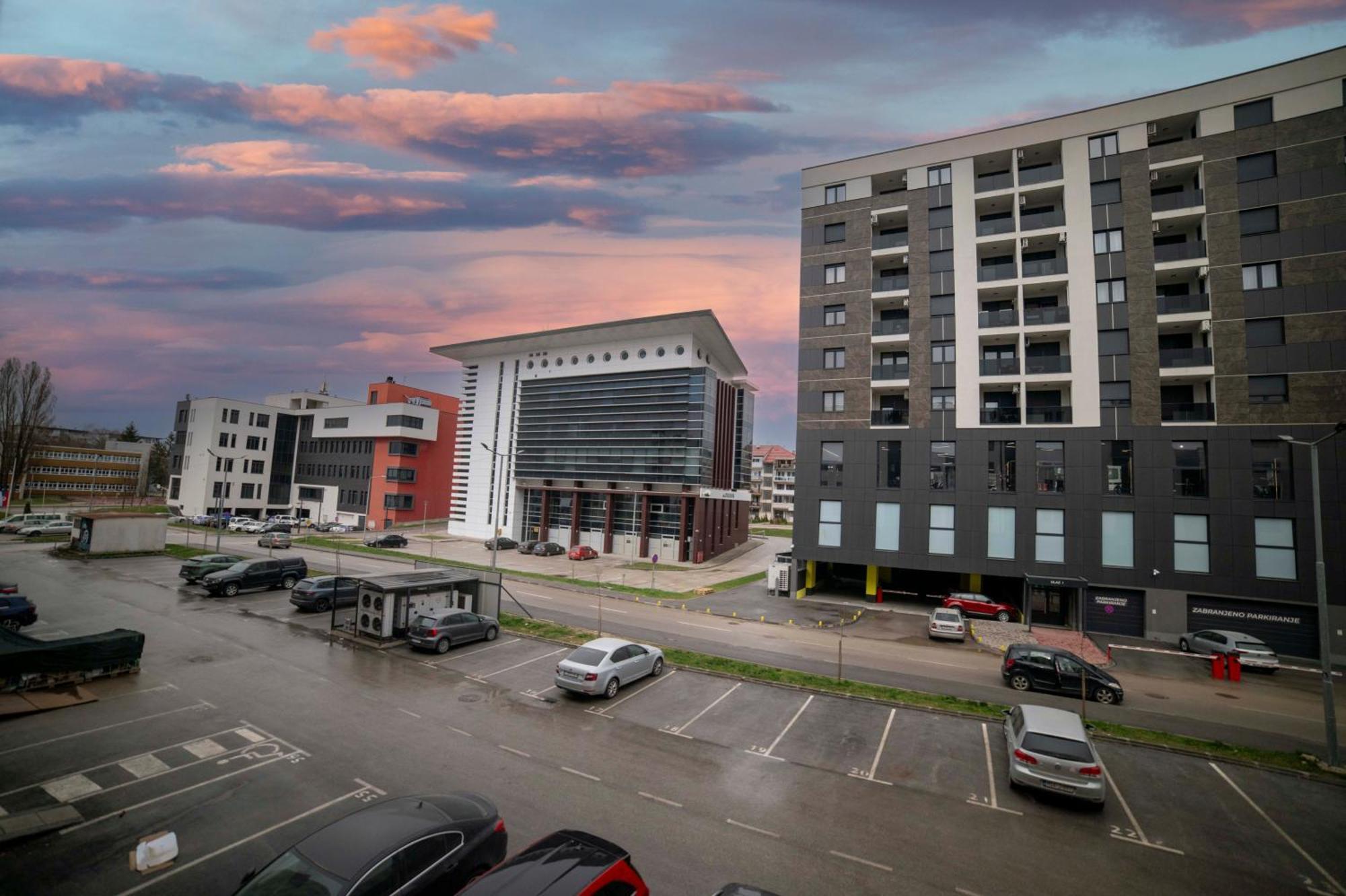 Apartment 5 Star Lukavica Exterior photo