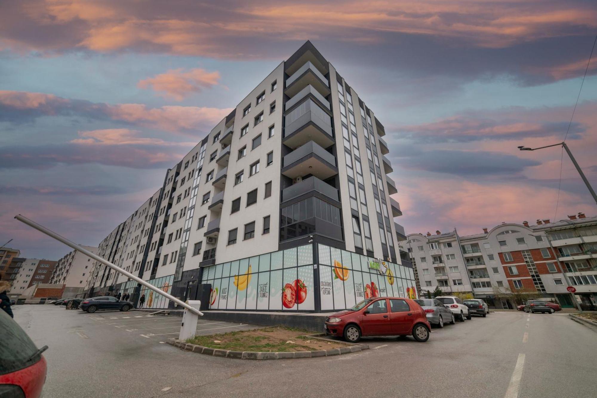 Apartment 5 Star Lukavica Exterior photo